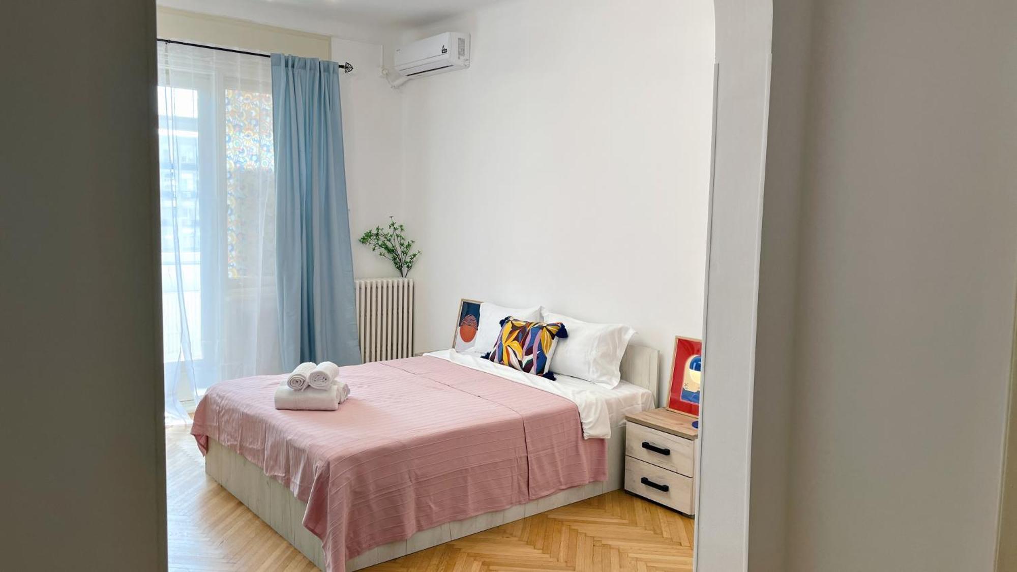Pinkfluid - Charming Studio In Prime Location Bukarest Eksteriør billede