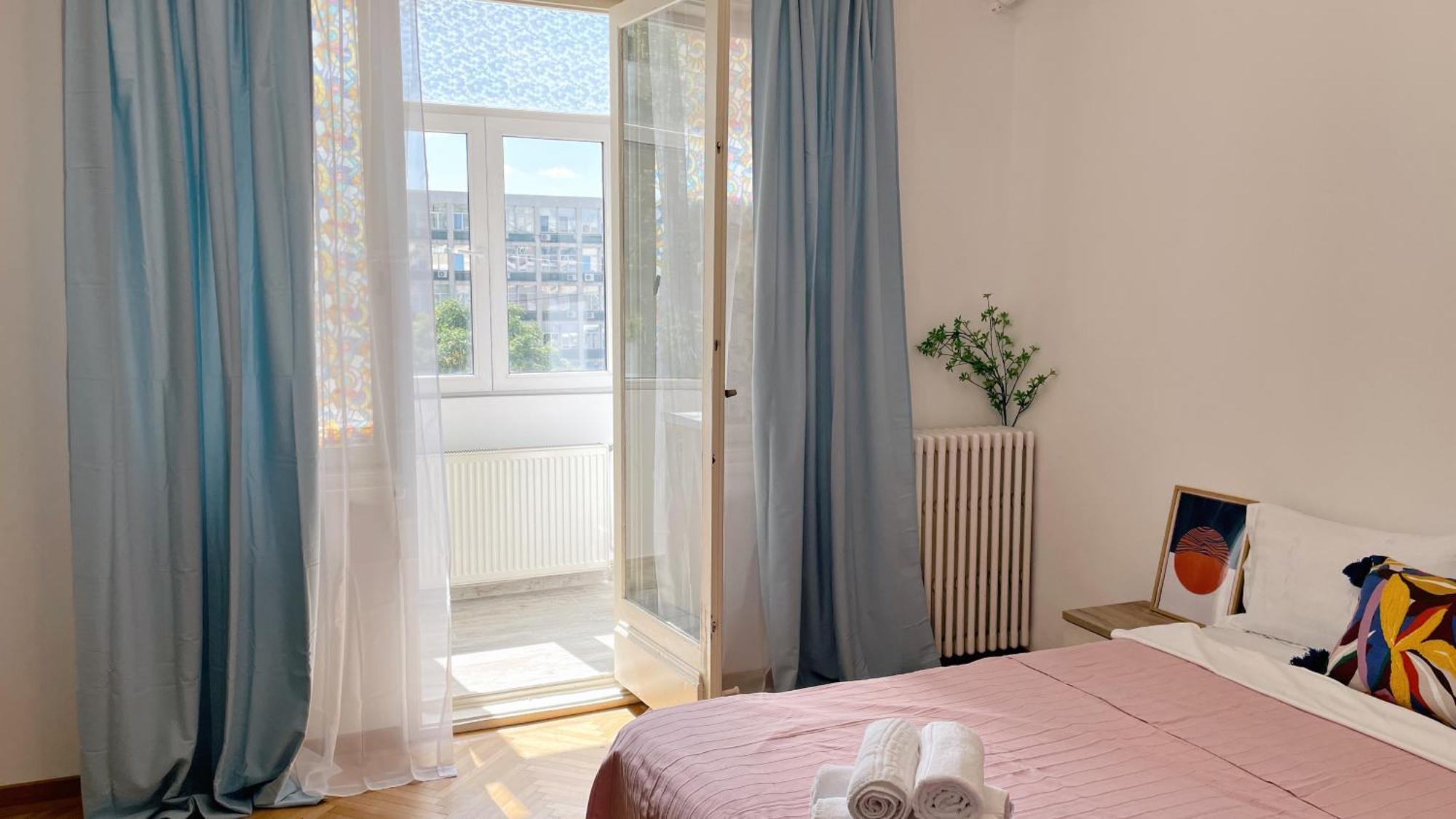 Pinkfluid - Charming Studio In Prime Location Bukarest Eksteriør billede
